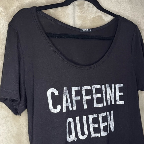 KNIT RIOT CAFFEINE QUEEN TEE - Picture 4 of 9